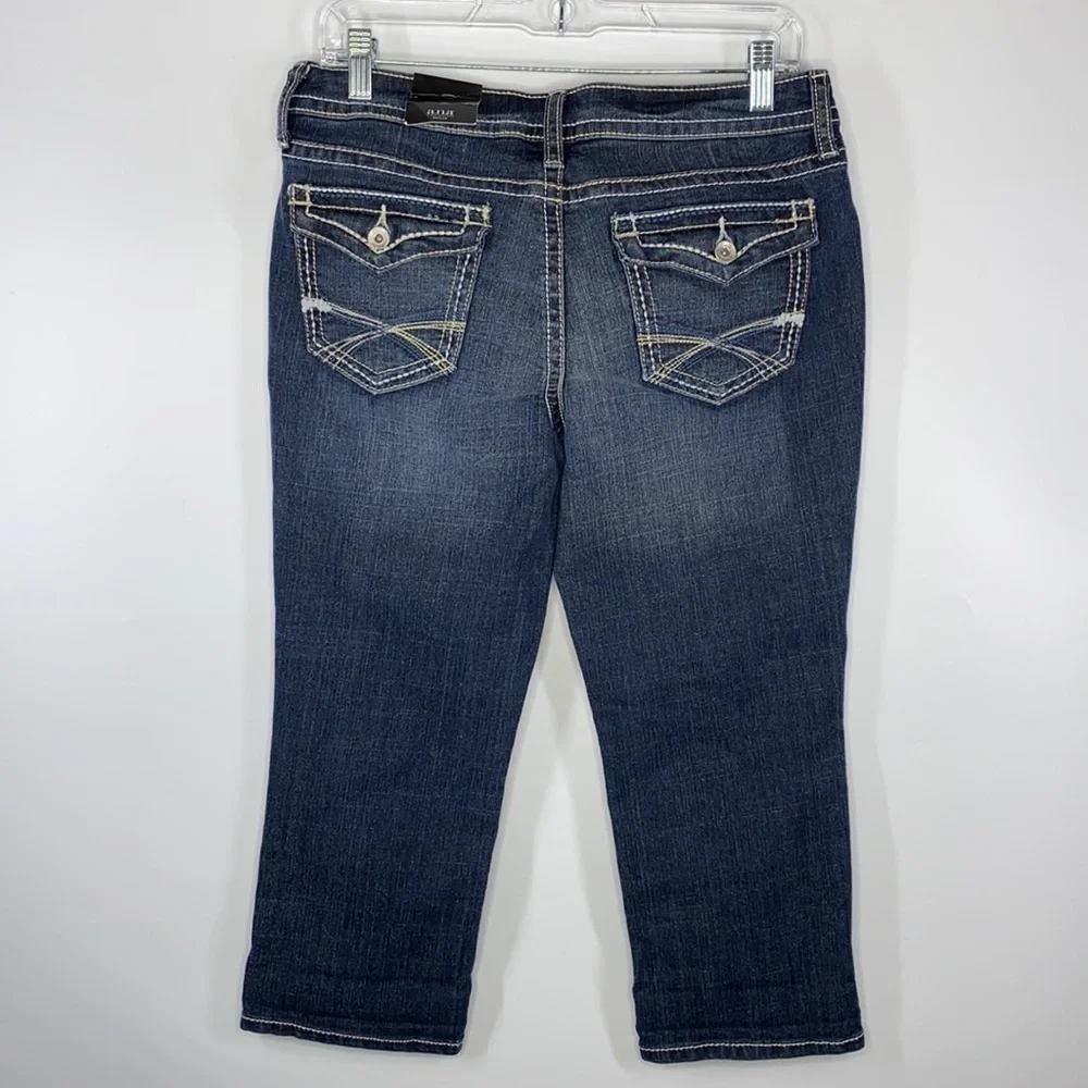 a.n.a Petite Crop/Capri Denim Pants NWT - Picture 2 of 8